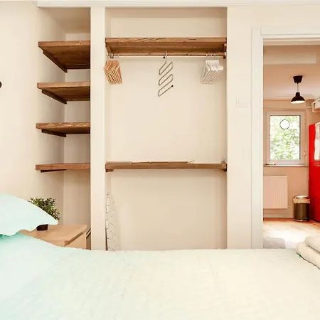 Διαμέρισμα Cozy 2-bedroom