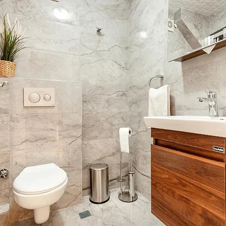 Cozy 2-bedroom Lägenhet Istanbul